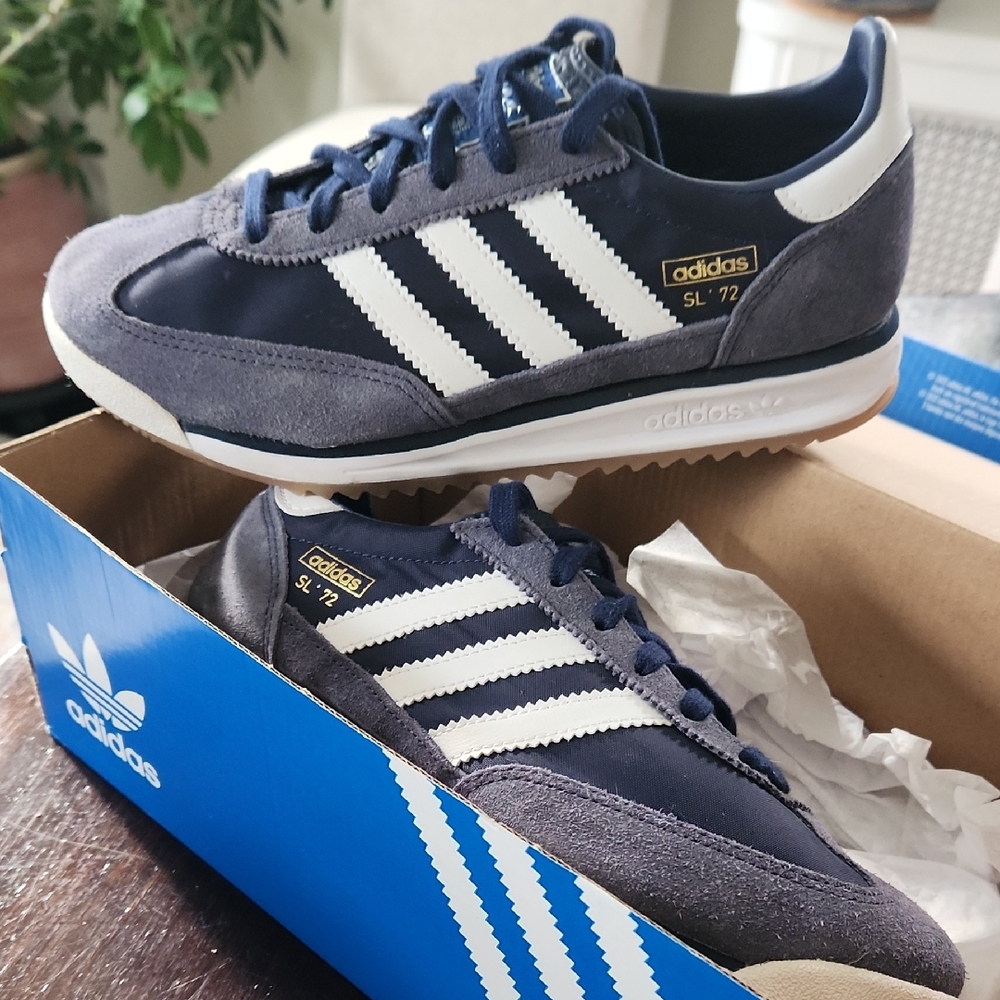 Adidas SL72